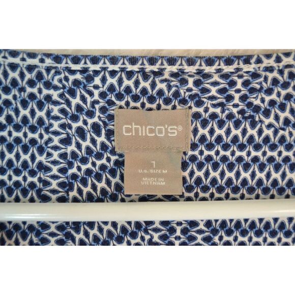 Chico's Women's Medium Blue Geometric Batwing Short Sleeve Blouse - Picture 8 of 15
